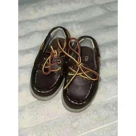 OSHKOSH Alex brown shoe / infant boys size 5 - Picture 1 of 11